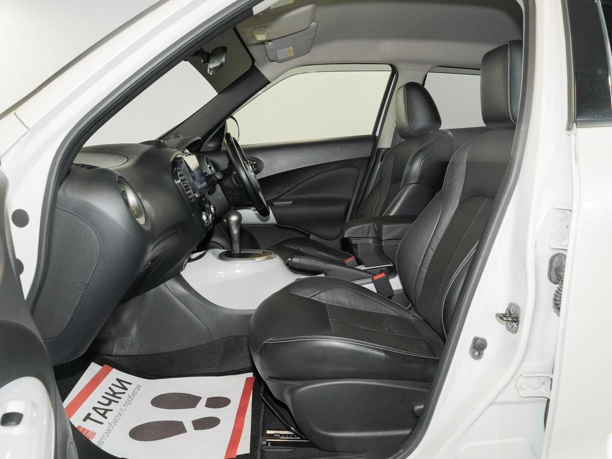 Nissan Juke 2012 - фото автомобиля