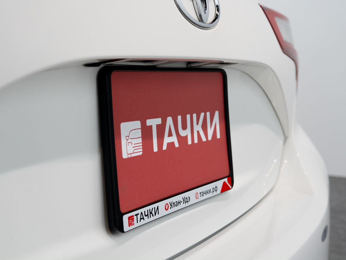 Toyota Vitz 2018 - фото автомобиля