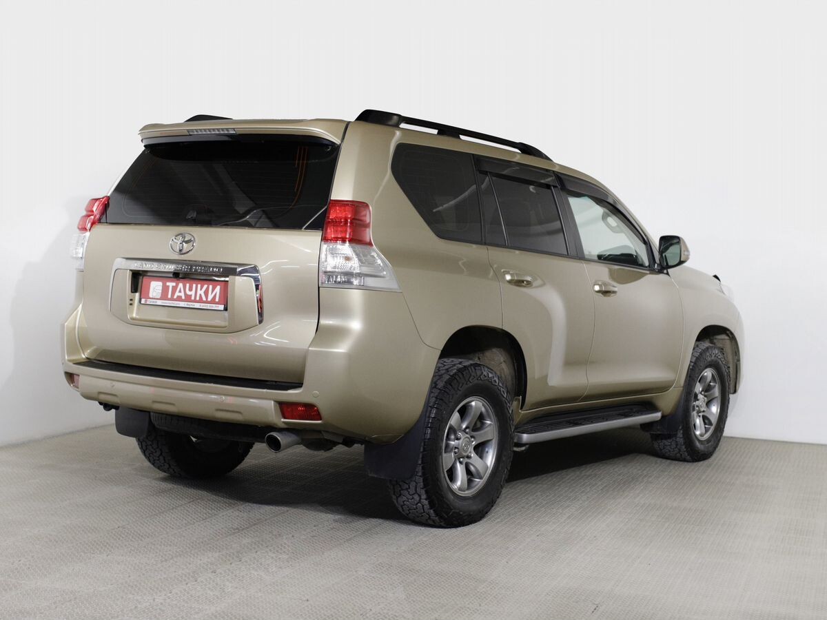 Toyota Land Cruiser Prado 2012 - фото автомобиля