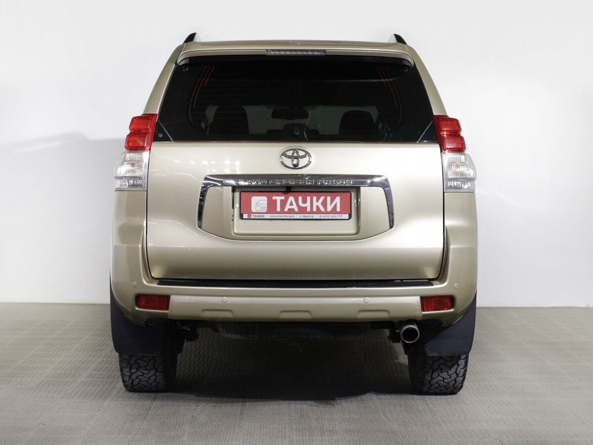 Toyota Land Cruiser Prado 2012 - фото автомобиля