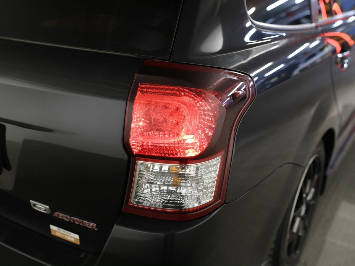 Toyota Corolla 2012 - фото автомобиля