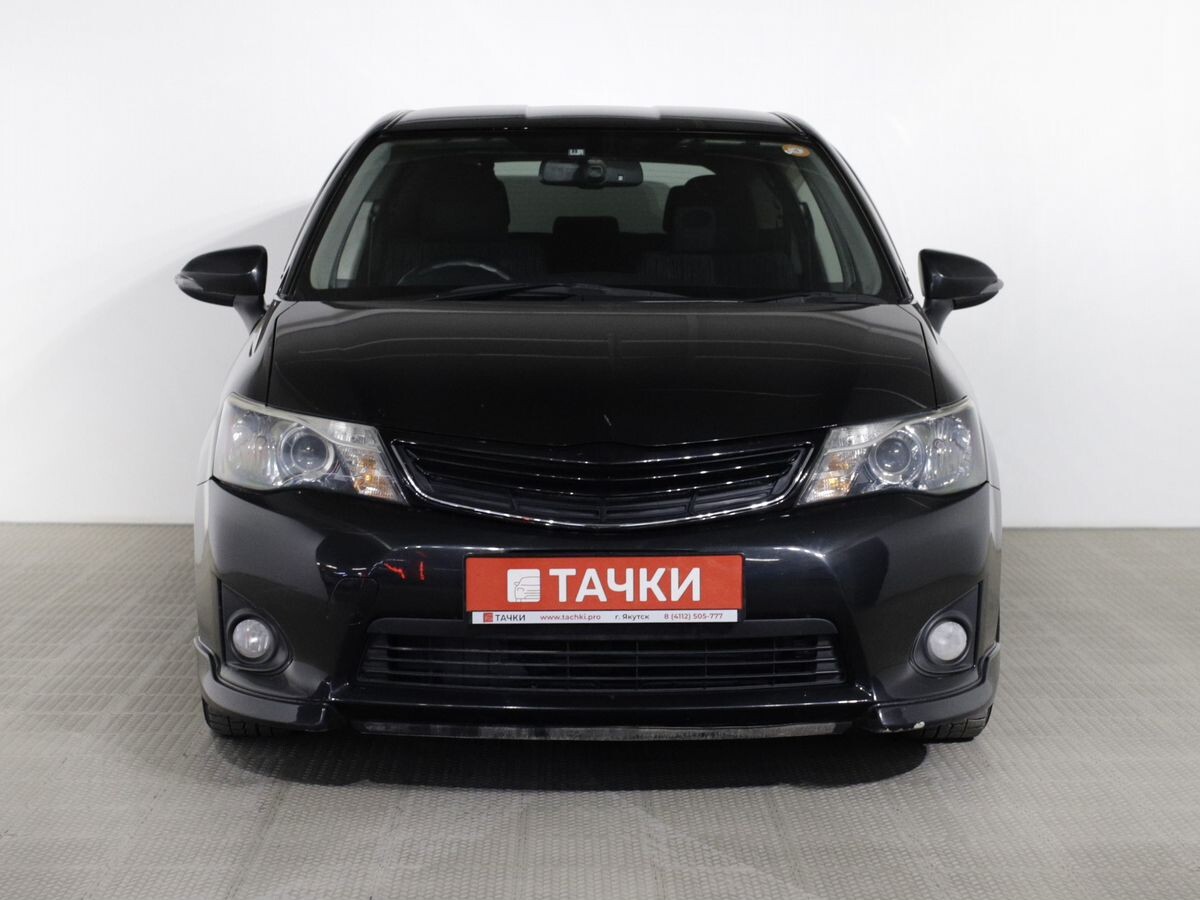 Toyota Corolla 2012 - фото автомобиля