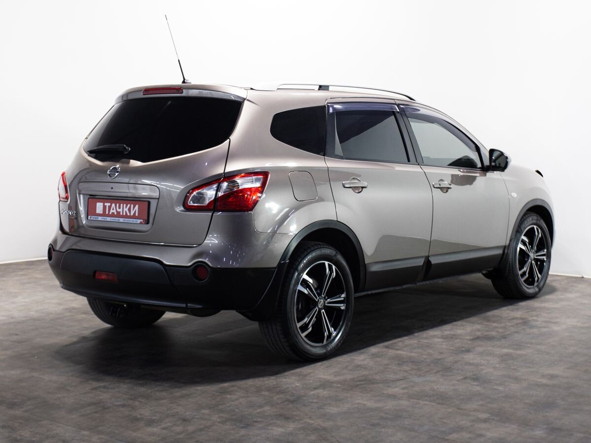 Nissan Qashqai+2 2012 - фото автомобиля