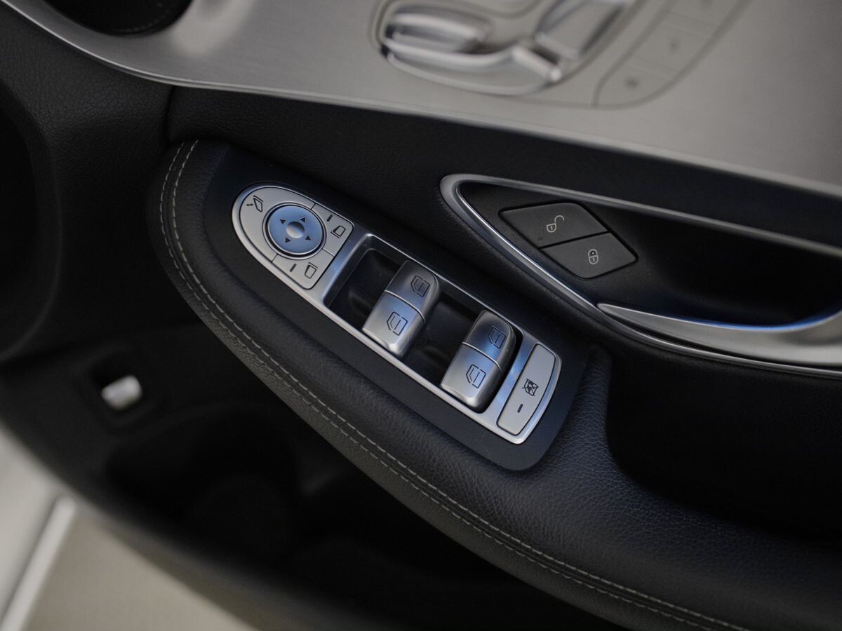 Mercedes-Benz C-Класс 2016 - фото автомобиля