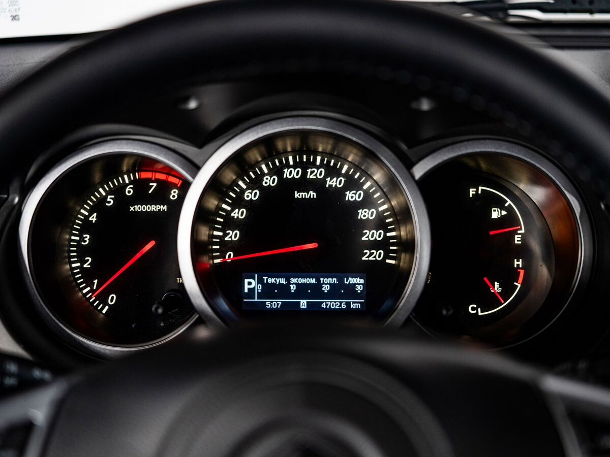 Suzuki Grand Vitara 2014 - фото автомобиля