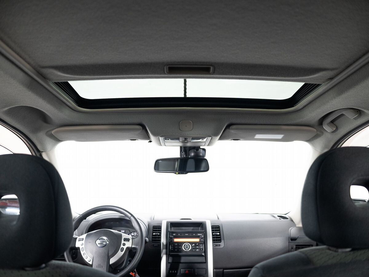 Nissan X-Trail 2011 - фото автомобиля