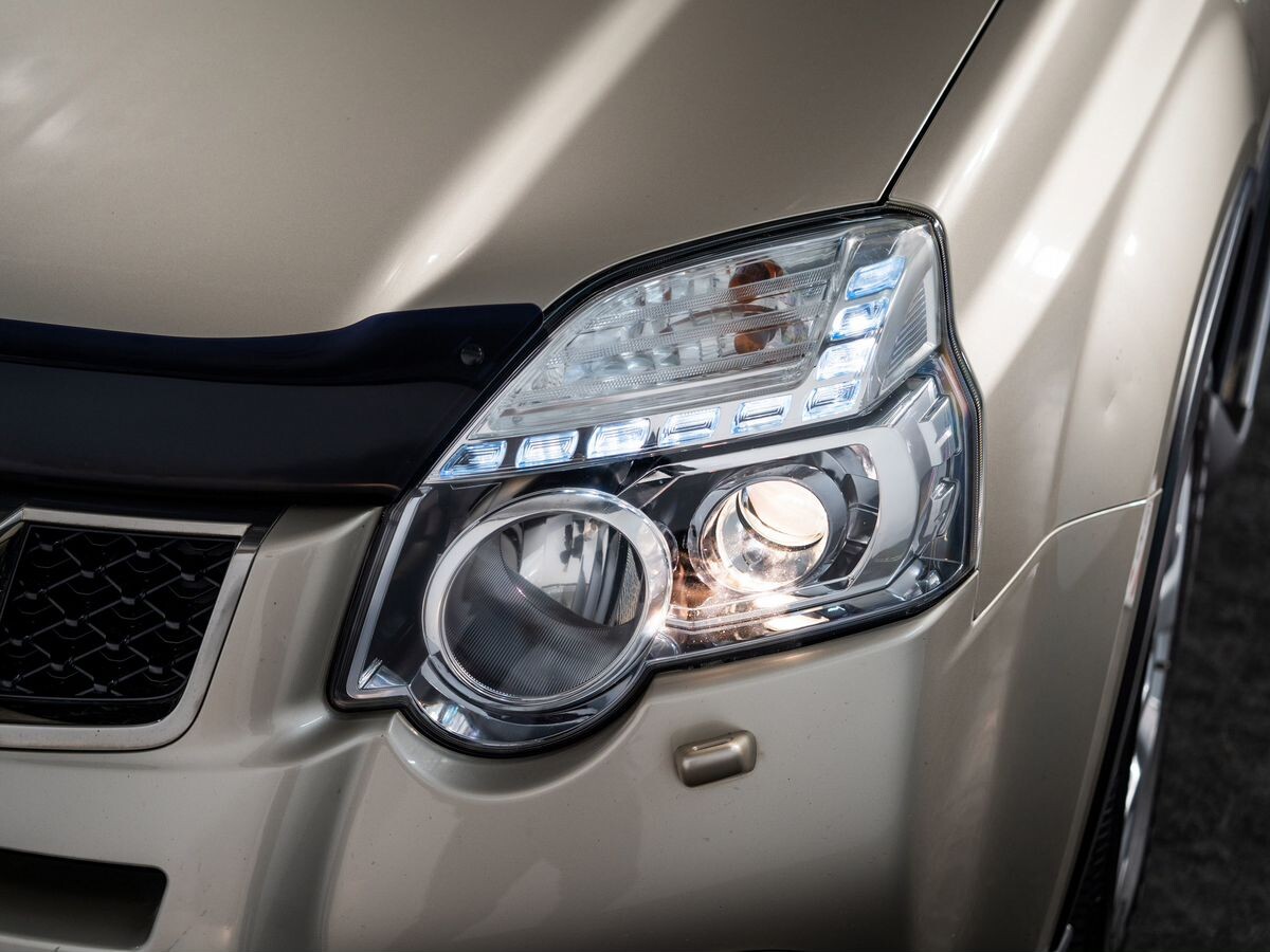 Nissan X-Trail 2011 - фото автомобиля