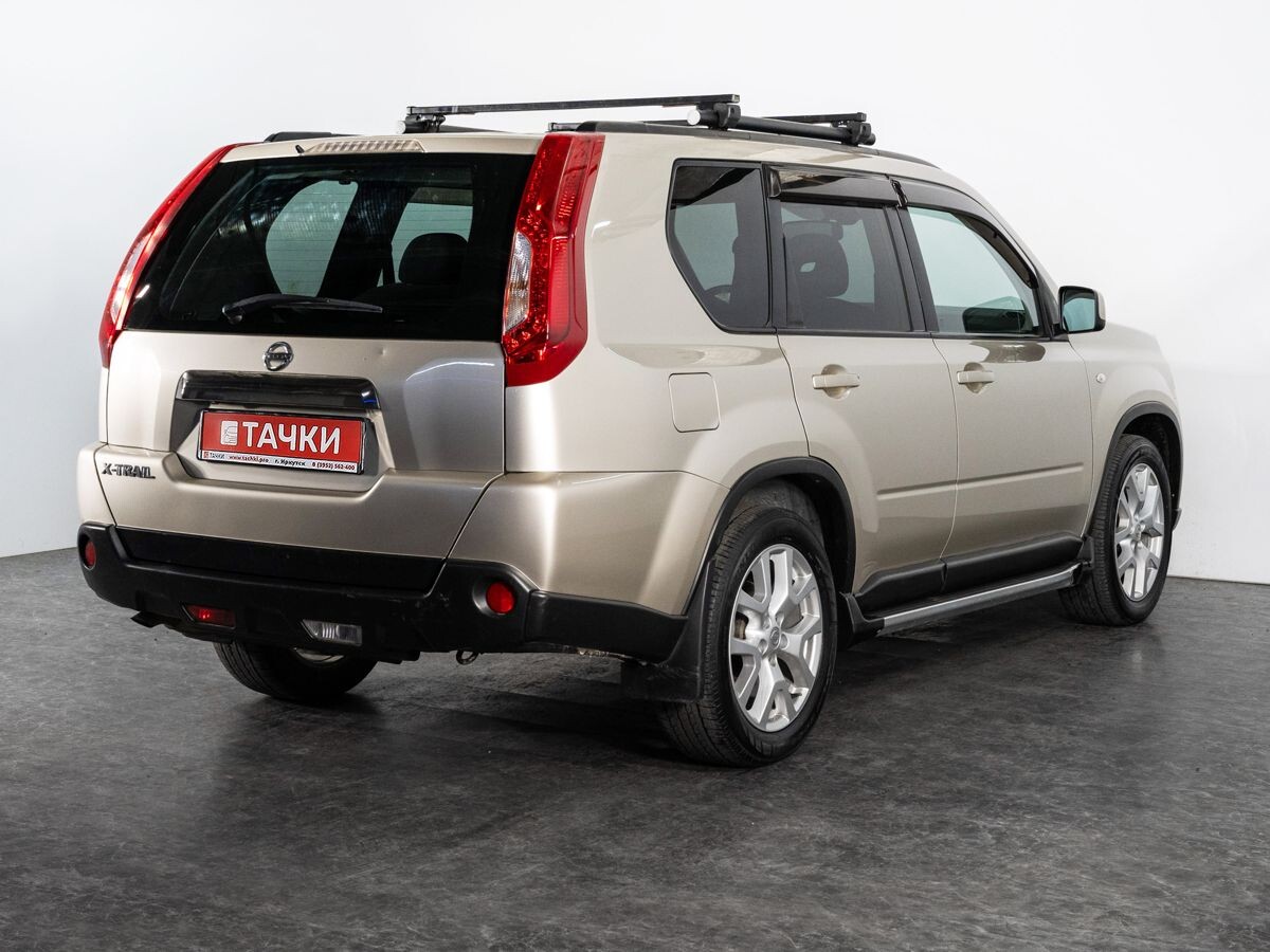 Nissan X-Trail 2011 - фото автомобиля