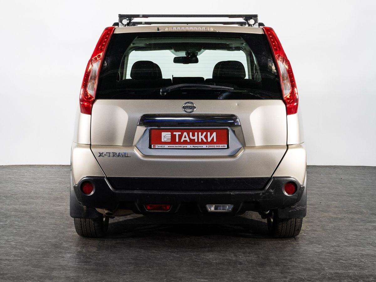 Nissan X-Trail 2011 - фото автомобиля
