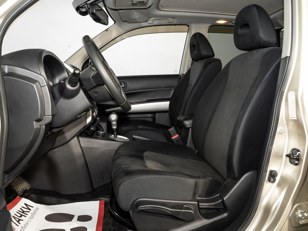 Nissan X-Trail 2011 - фото автомобиля