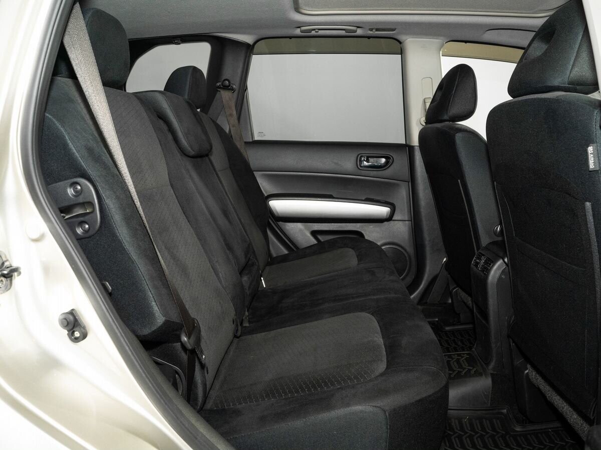 Nissan X-Trail 2011 - фото автомобиля