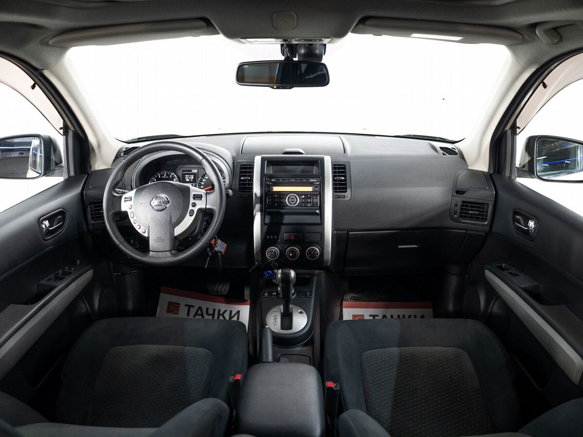Nissan X-Trail 2011 - фото автомобиля