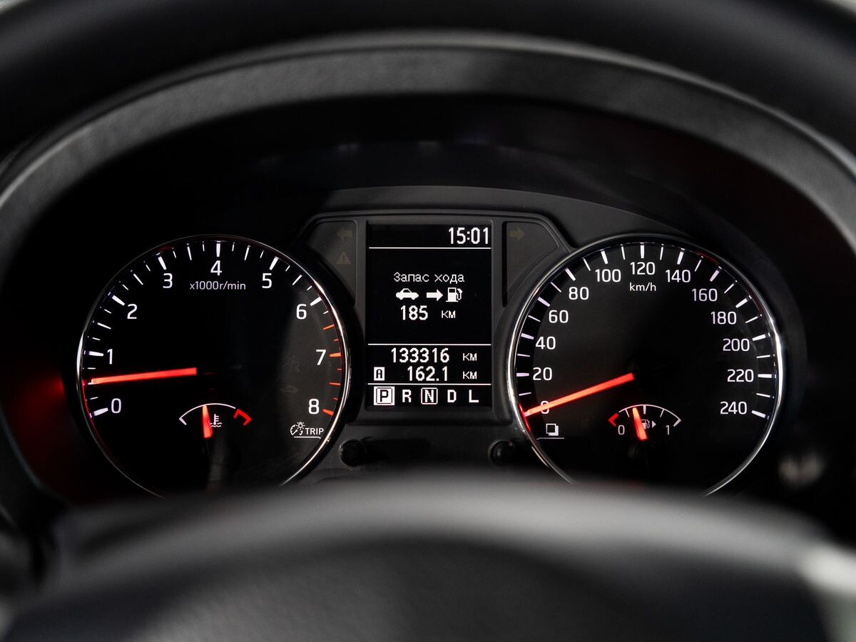 Nissan X-Trail 2011 - фото автомобиля