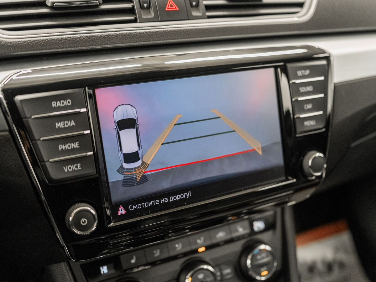 Skoda Superb 2016 - фото автомобиля