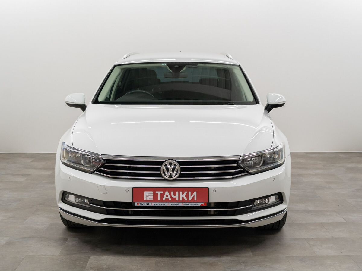 Volkswagen Passat 2016 - фото автомобиля