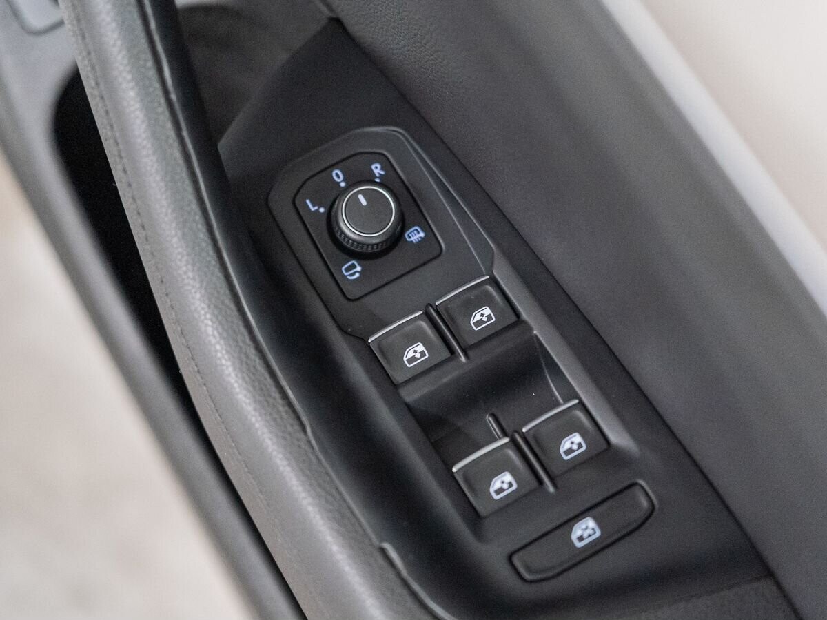 Volkswagen Passat 2016 - фото автомобиля