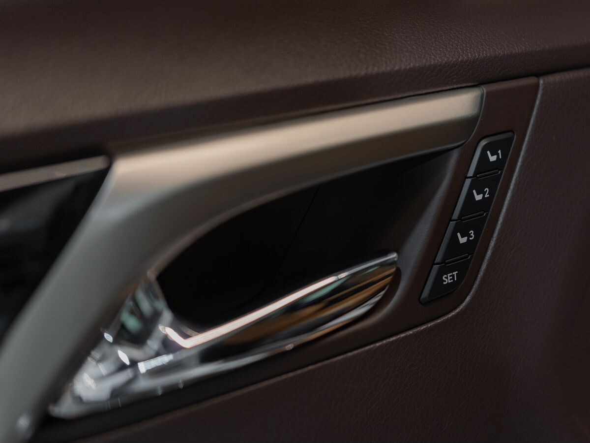 Lexus RX 2017 - фото автомобиля