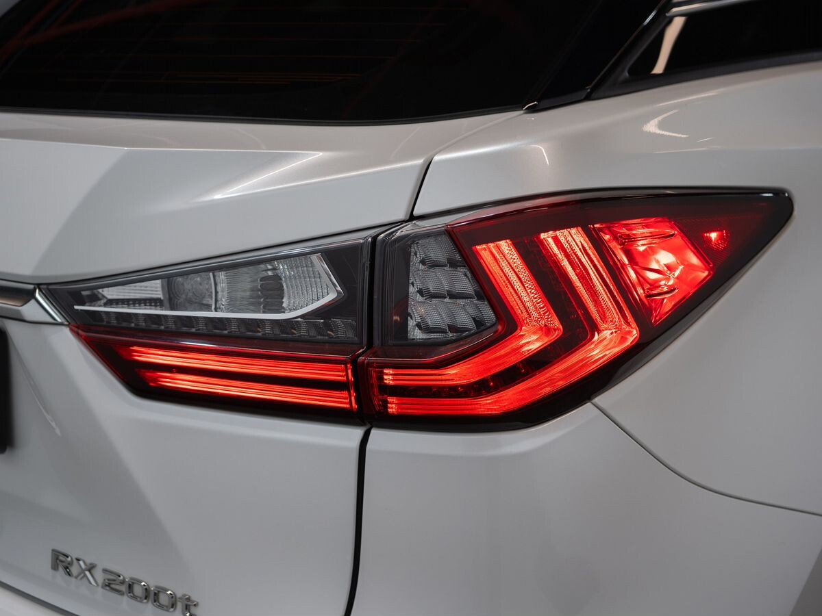 Lexus RX 2017 - фото автомобиля