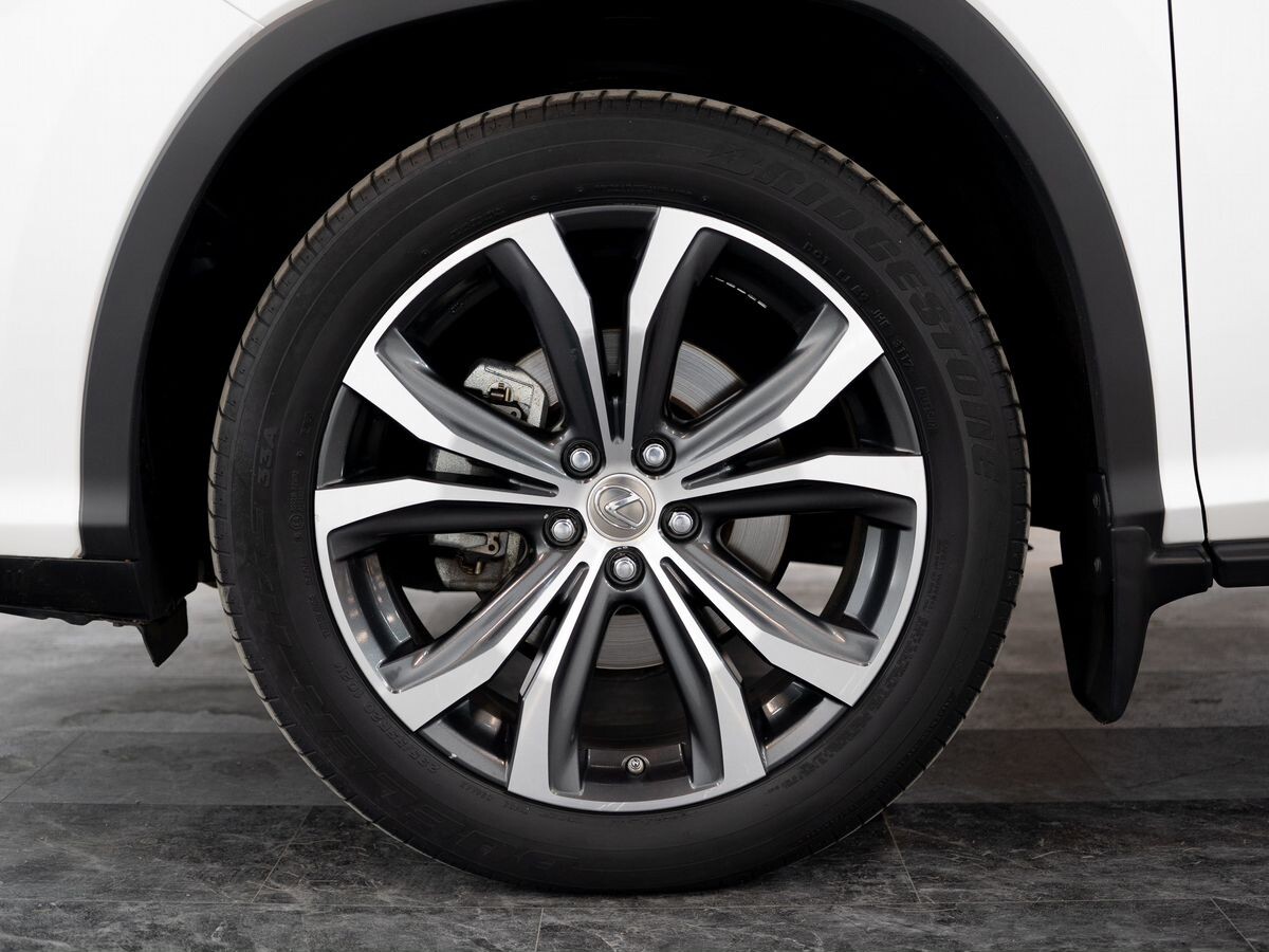 Lexus RX 2017 - фото автомобиля