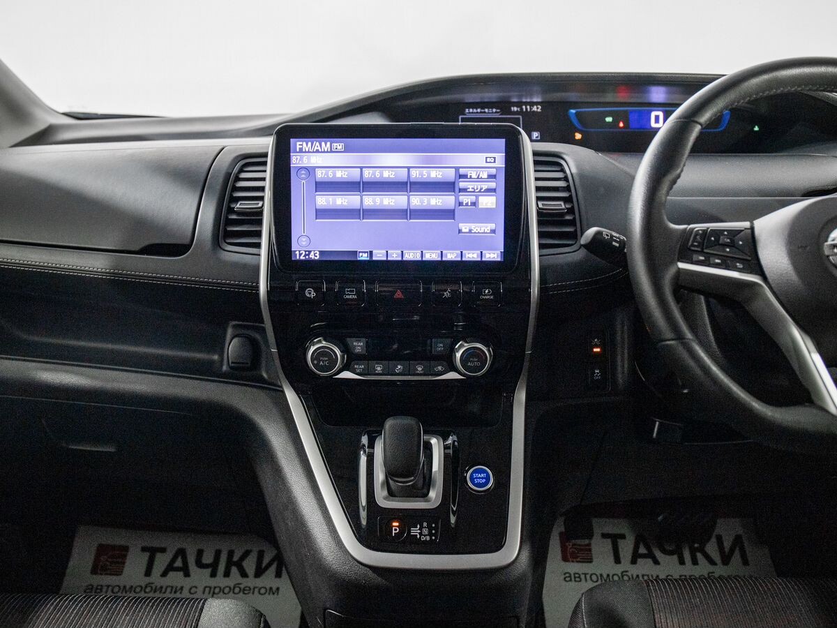 Nissan Serena 2019 - фото автомобиля