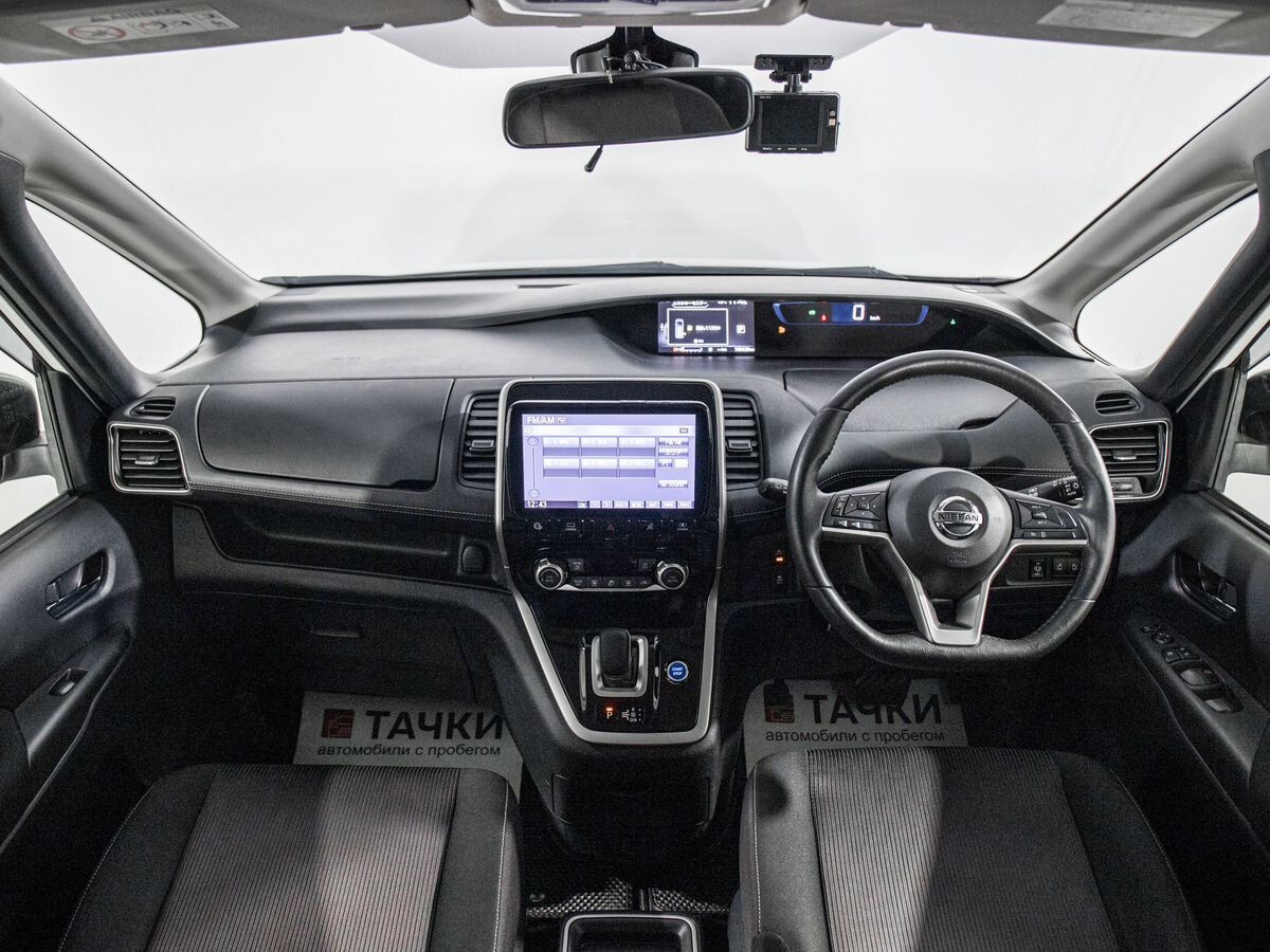 Nissan Serena 2019 - фото автомобиля