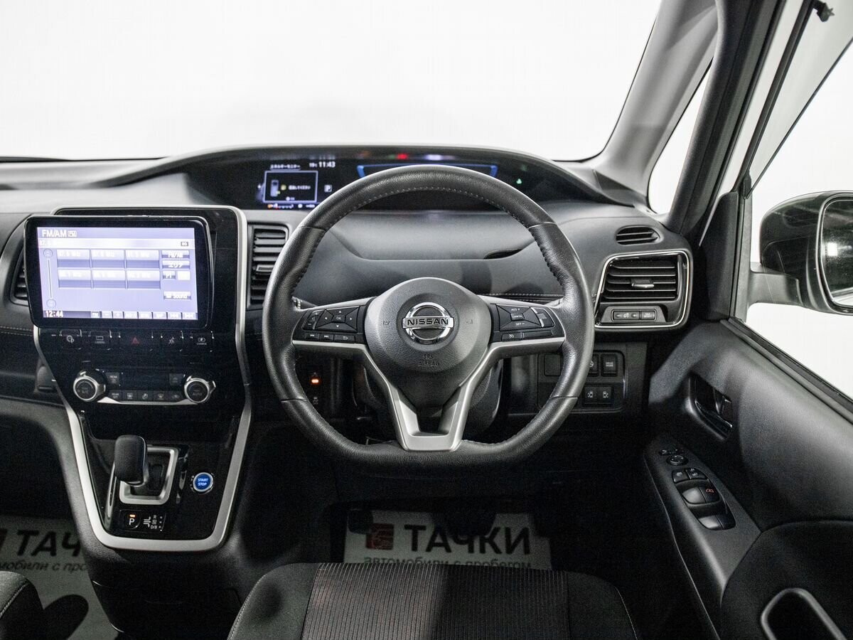 Nissan Serena 2019 - фото автомобиля