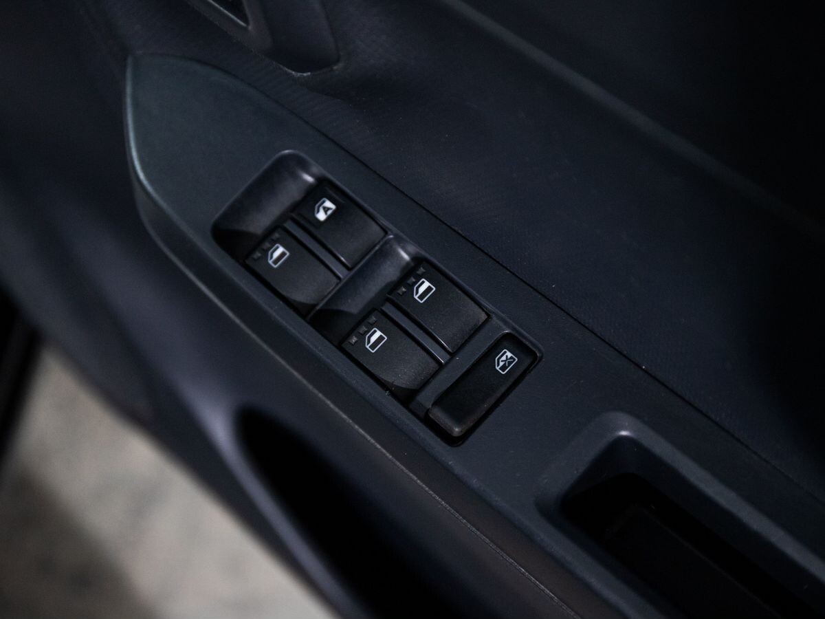 Daihatsu Mira e:S 2018 - фото автомобиля