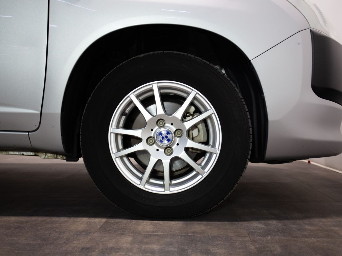 Toyota Probox 2017 - фото автомобиля