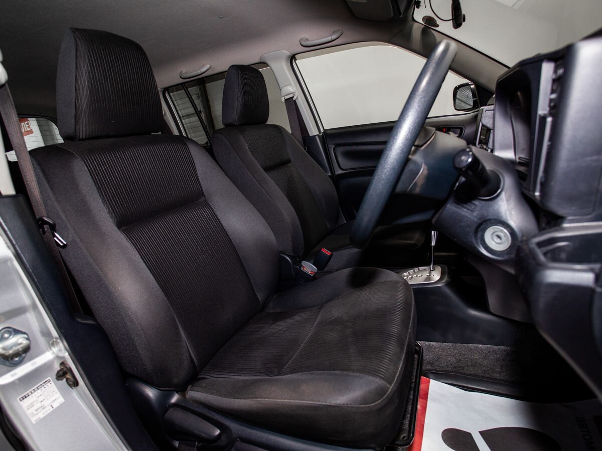 Toyota Probox 2017 - фото автомобиля