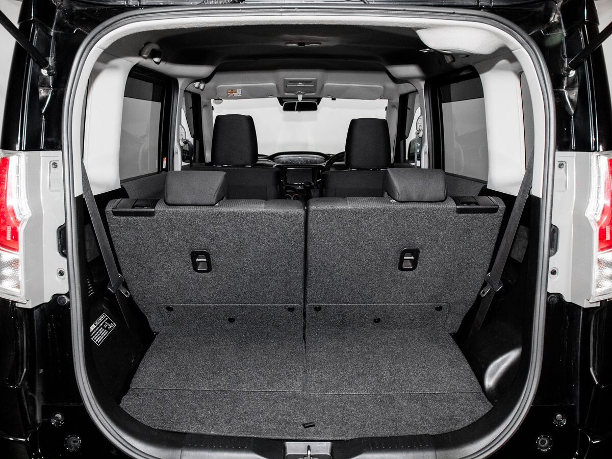 Suzuki Solio 2018 - фото автомобиля