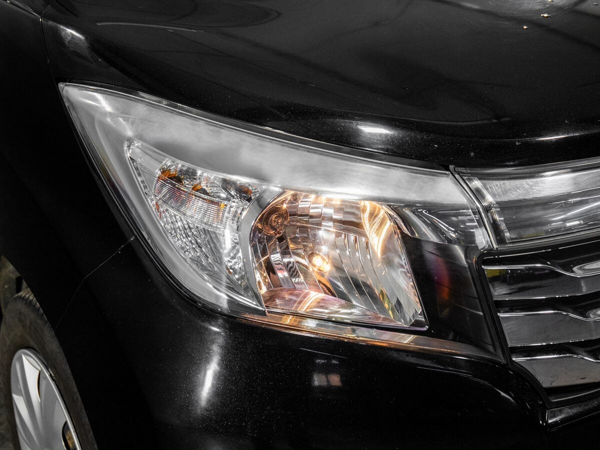 Suzuki Solio 2018 - фото автомобиля