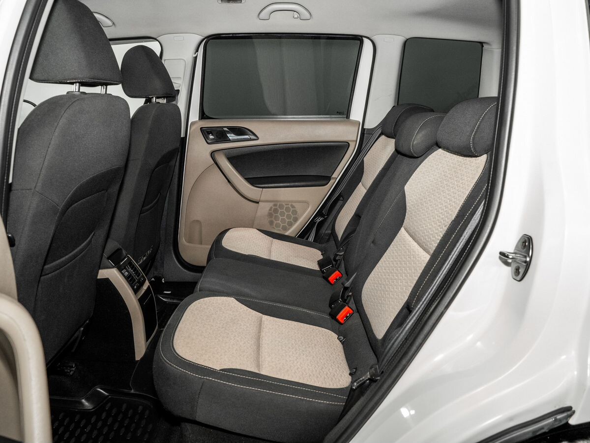 Skoda Yeti 2012 - фото автомобиля