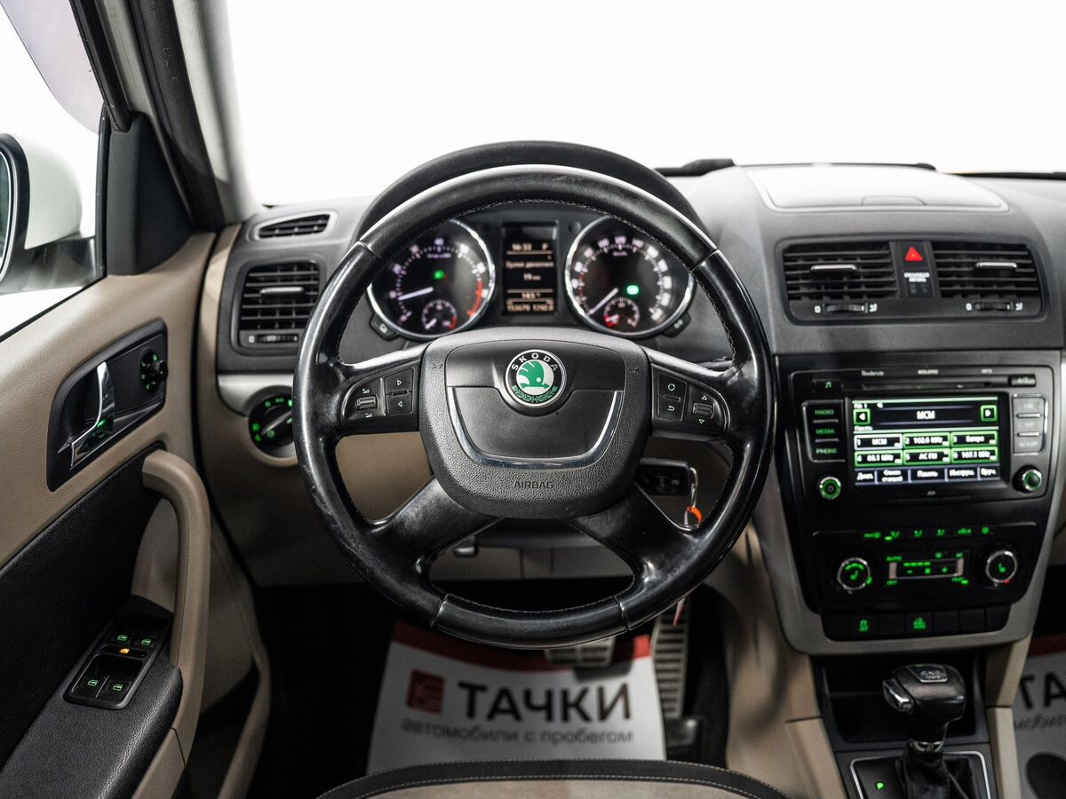 Skoda Yeti 2012 - фото автомобиля