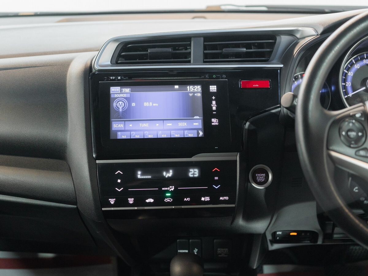 Honda Fit 2014 - фото автомобиля