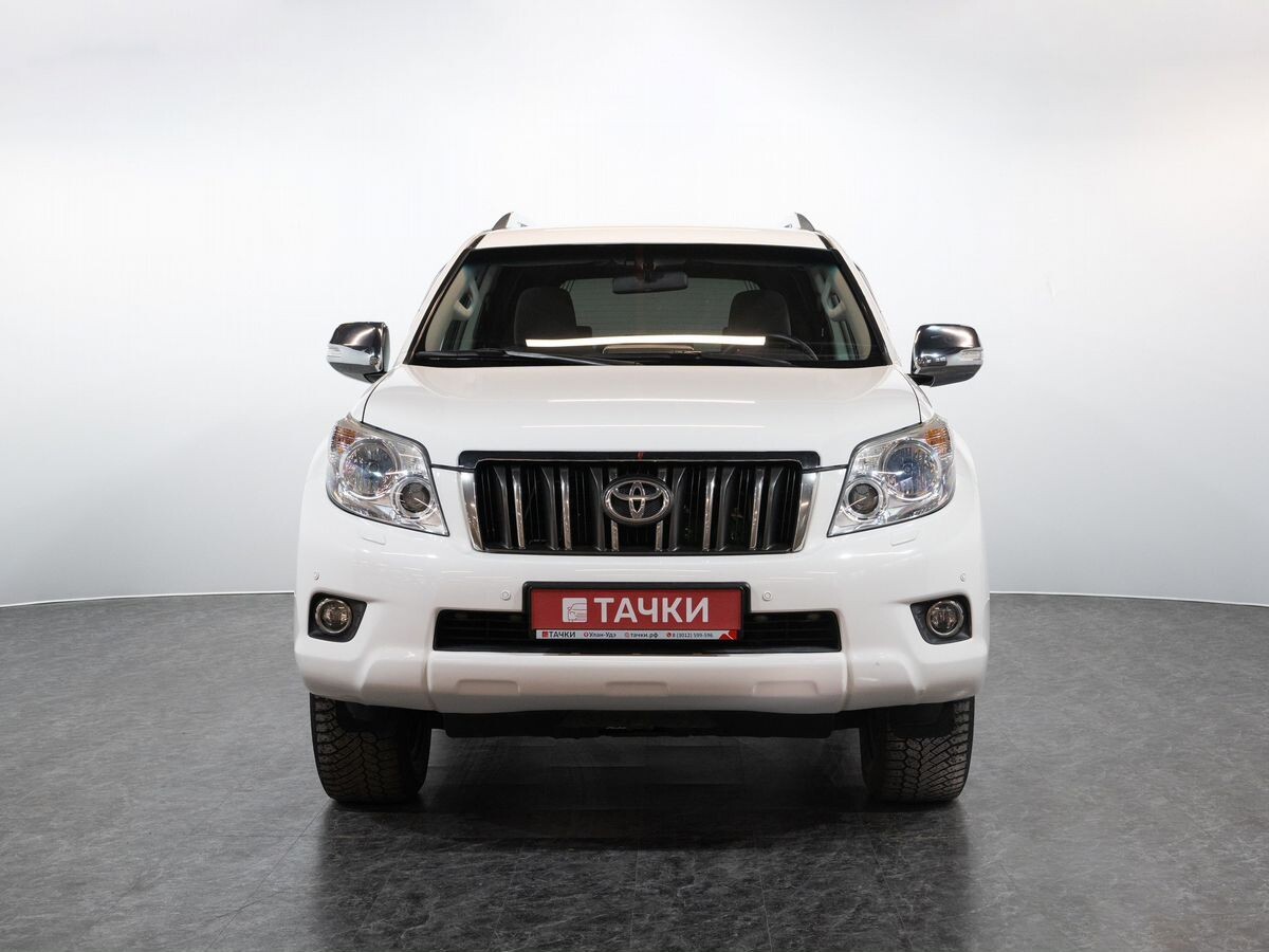Toyota Land Cruiser Prado 2010 - фото автомобиля