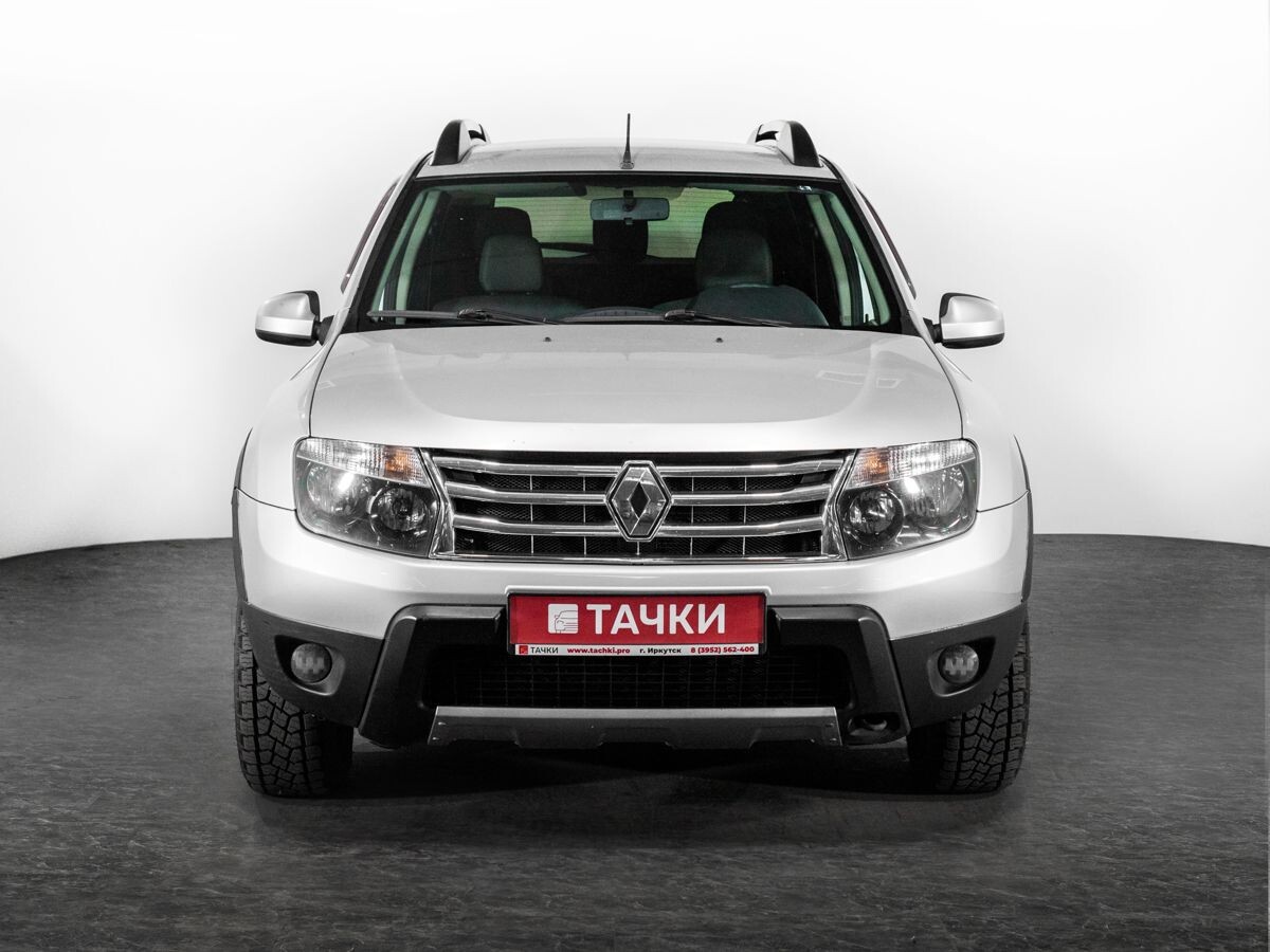 Renault Duster 2012 - фото автомобиля