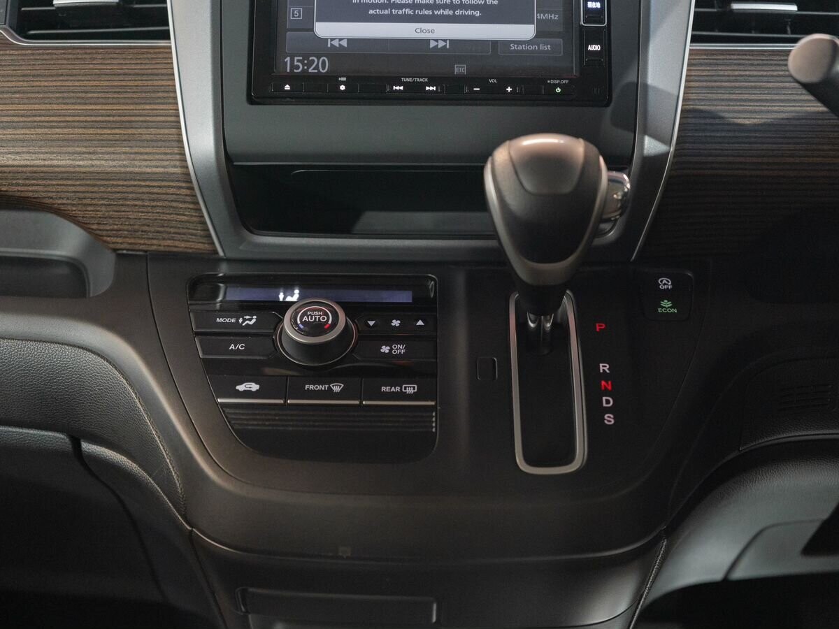 Honda Freed 2020 - фото автомобиля