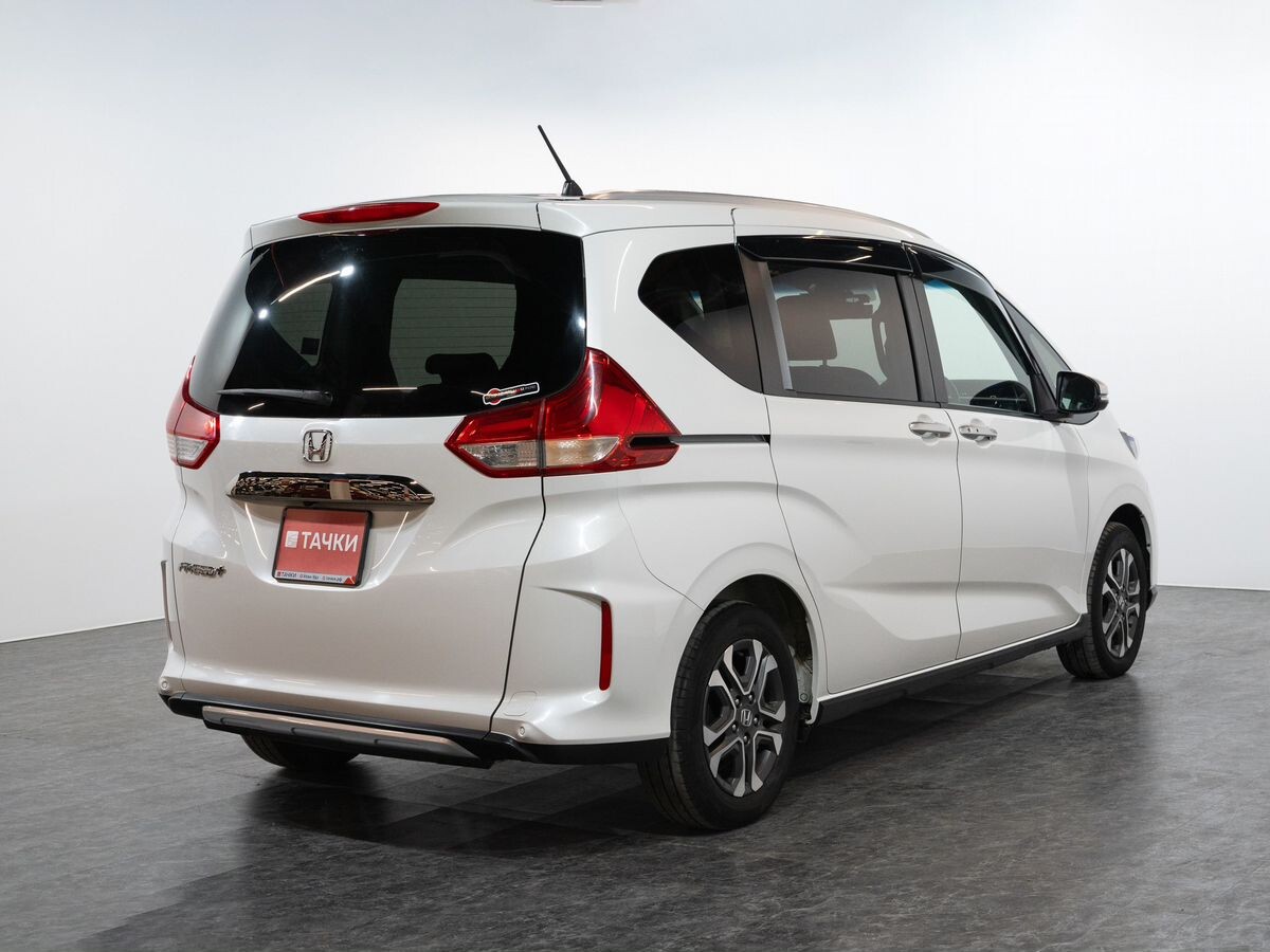 Honda Freed 2020 - фото автомобиля