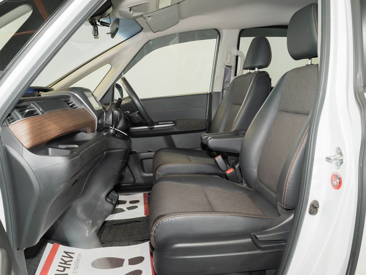 Honda Freed 2020 - фото автомобиля