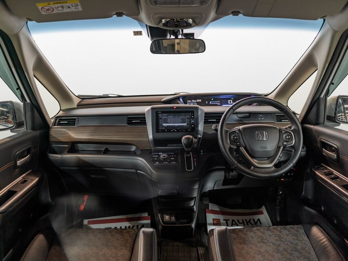 Honda Freed 2020 - фото автомобиля