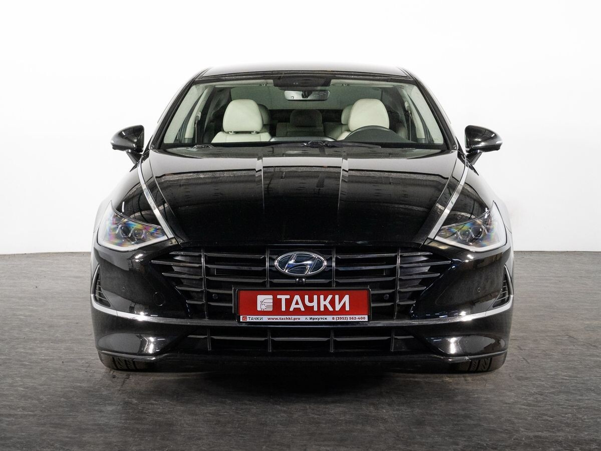 Hyundai Sonata 2021 - фото автомобиля