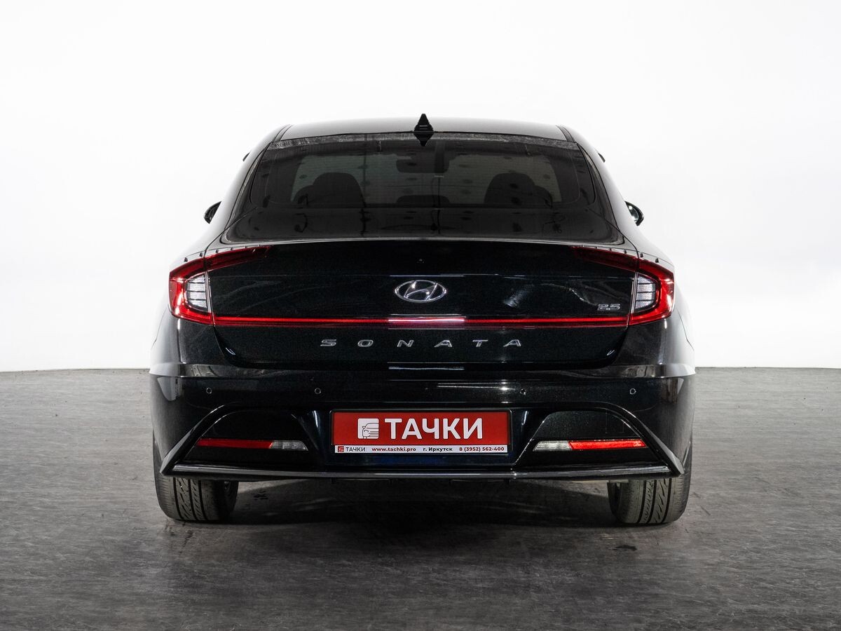 Hyundai Sonata 2021 - фото автомобиля