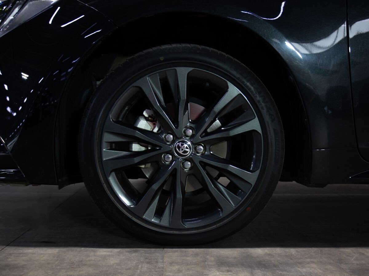 Toyota Corolla 2021 - фото автомобиля