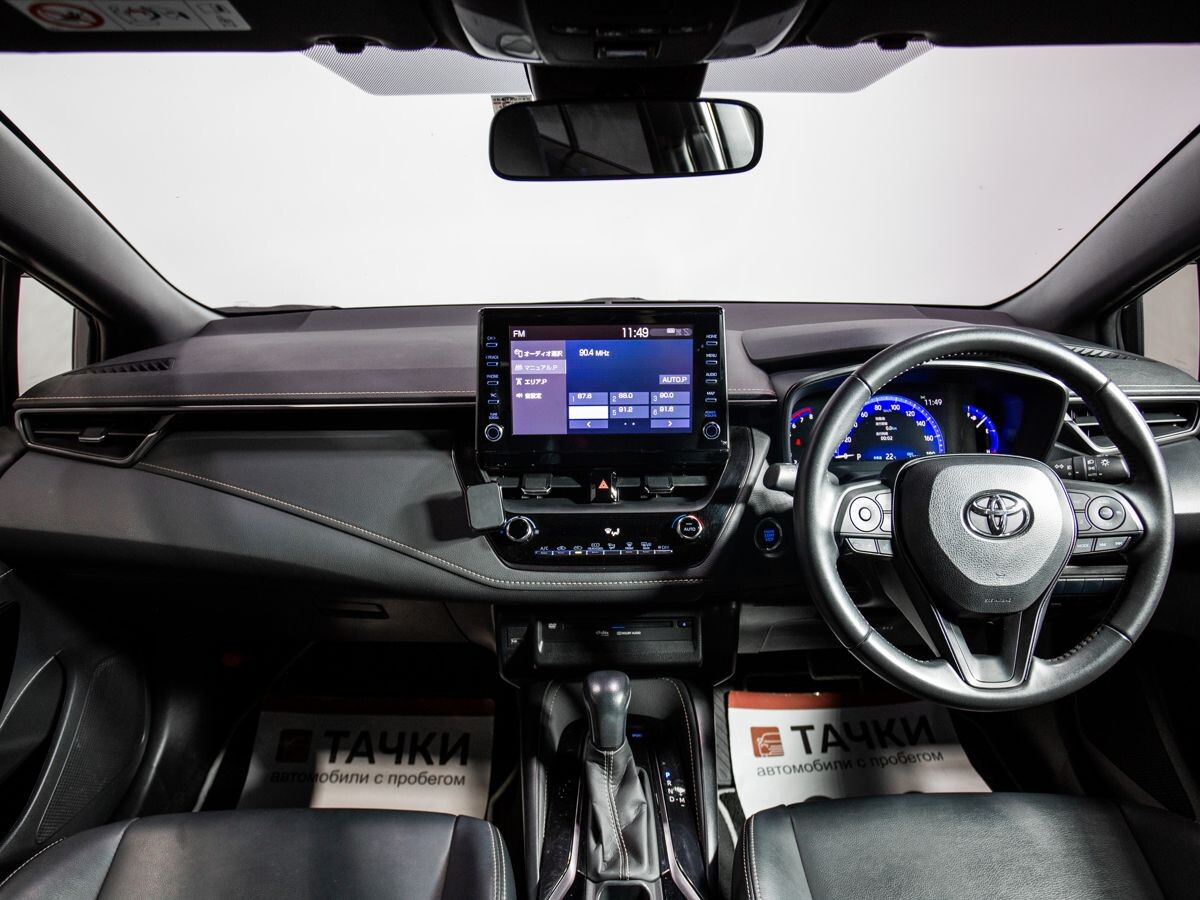 Toyota Corolla 2021 - фото автомобиля