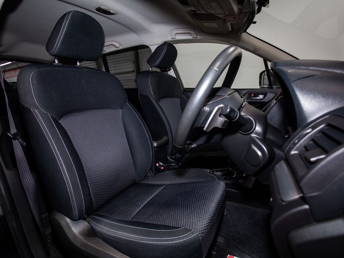 Subaru Forester 2013 - фото автомобиля