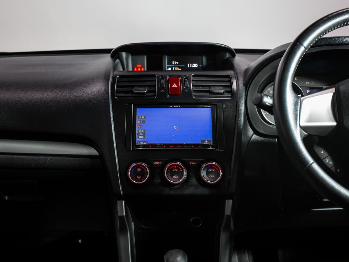 Subaru Forester 2013 - фото автомобиля