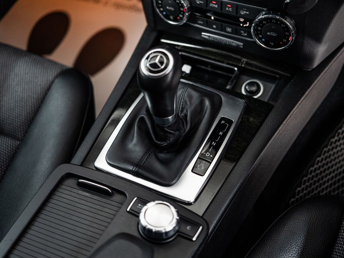 Mercedes-Benz C-Класс 2011 - фото автомобиля