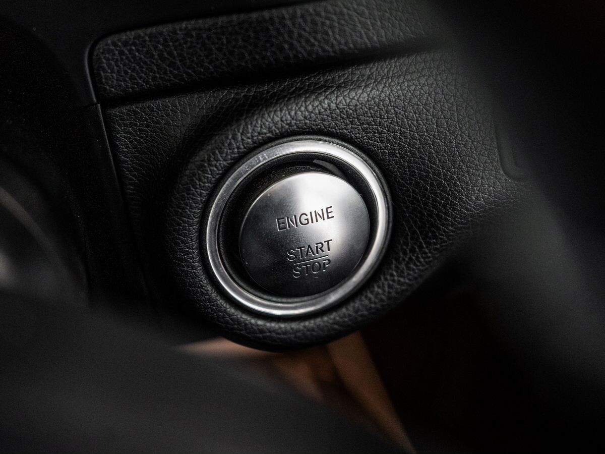 Mercedes-Benz C-Класс 2011 - фото автомобиля