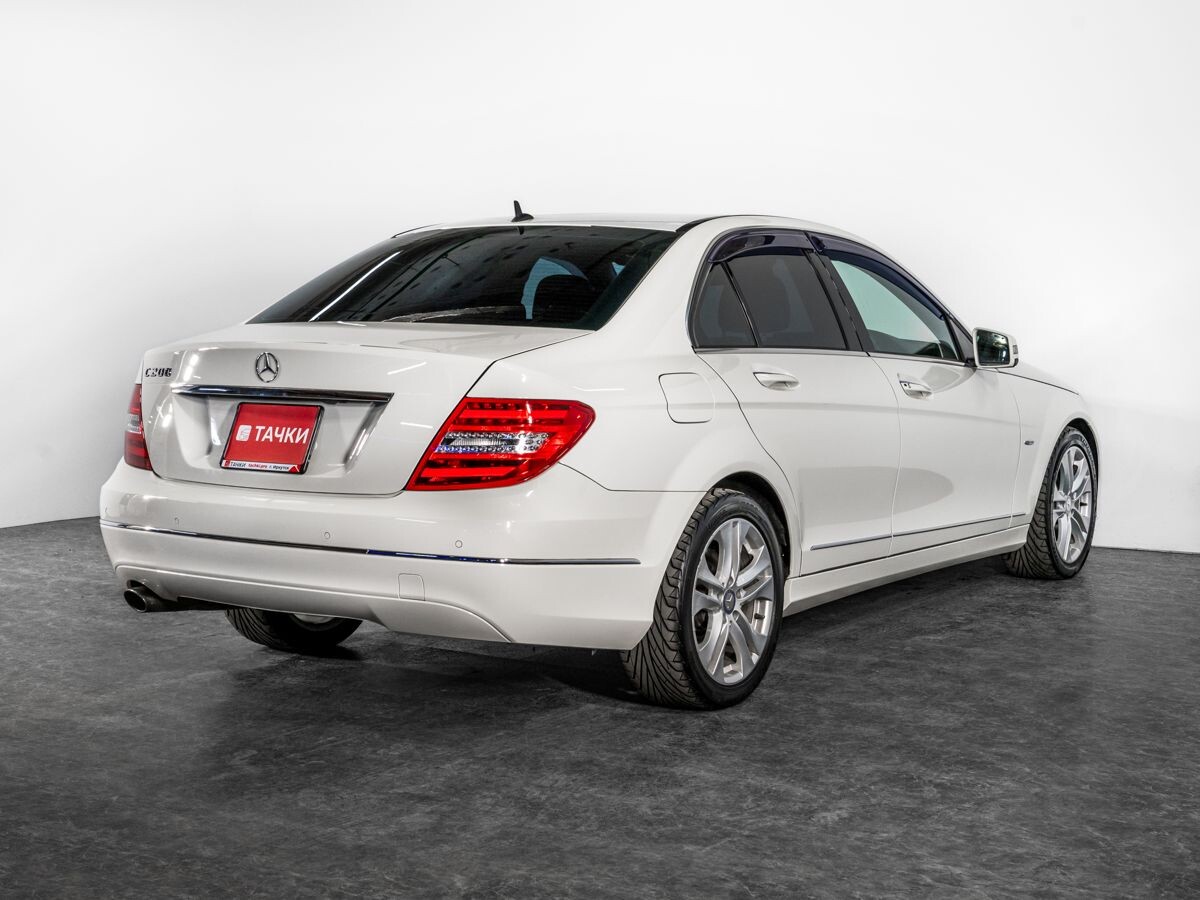 Mercedes-Benz C-Класс 2011 - фото автомобиля