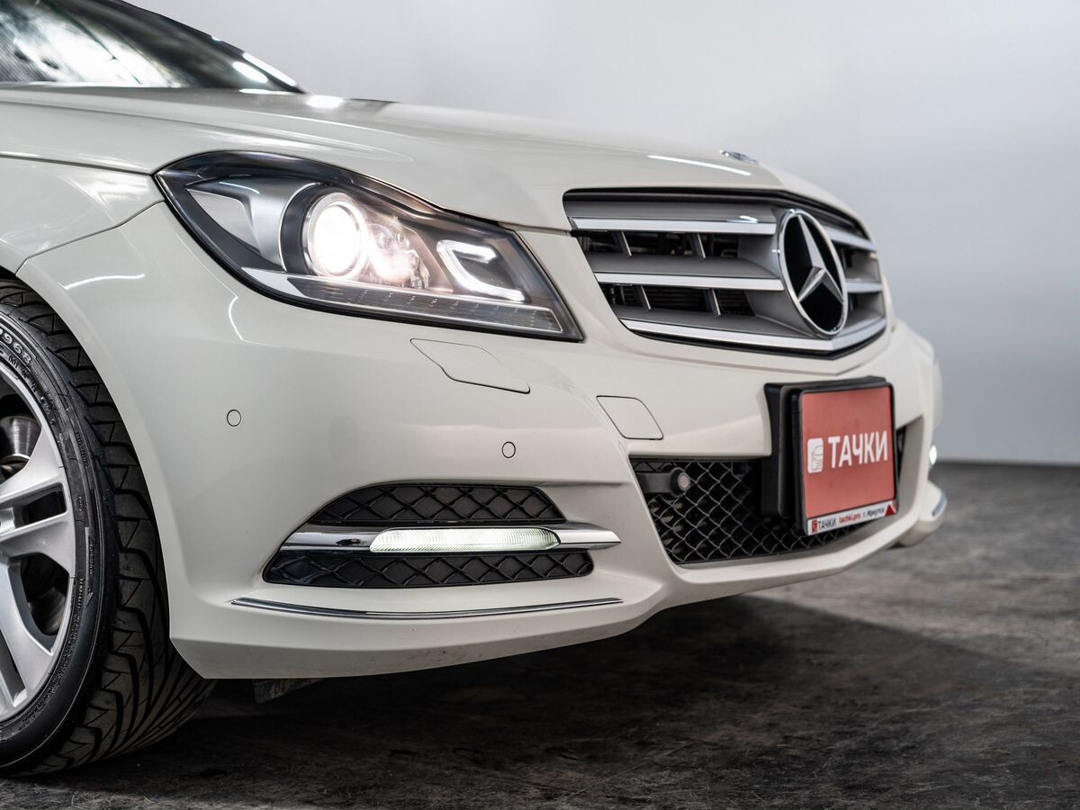 Mercedes-Benz C-Класс 2011 - фото автомобиля